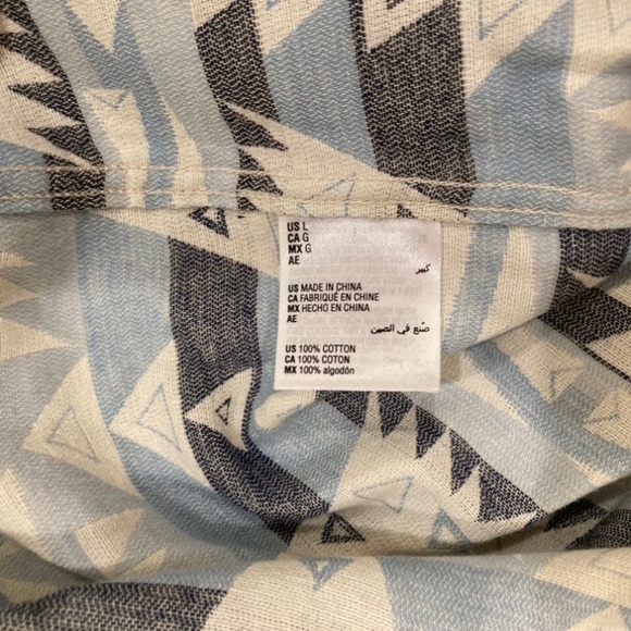 Sun + Stone Men’s Jacquard Geometric Shirt - Picture 7 of 7